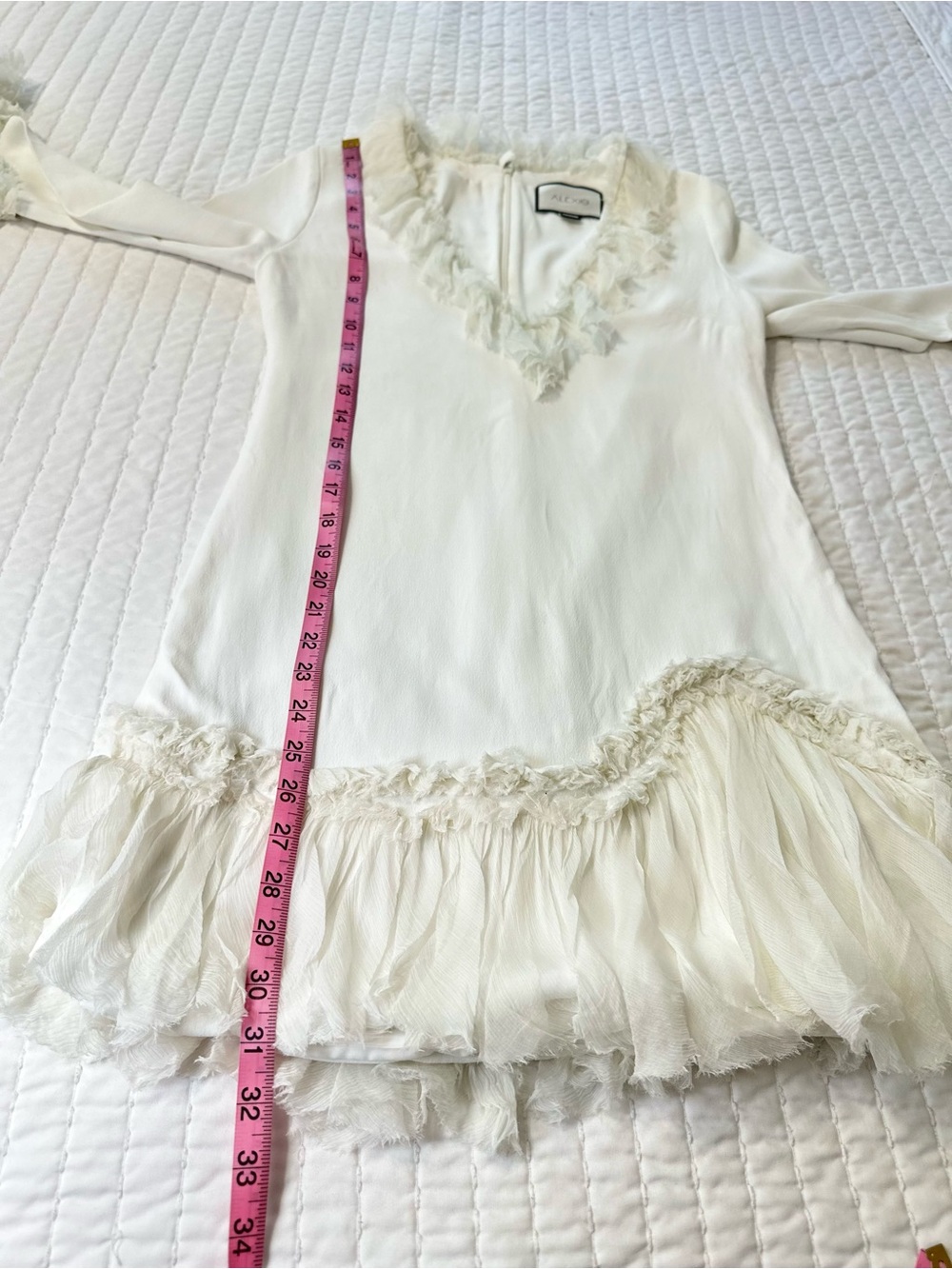 Alexis Barbara Azura Ivory Bell Long Sleeves V-Neck Ruffle Mini Dress Boho Sz M - Picture 5 of 16